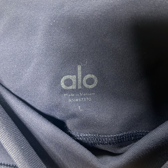 Alo high waisted moto leggings Large - Picture 3 of 4